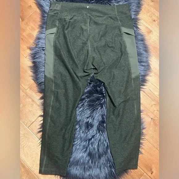 Old Navy High-Waisted Cloud+ 7/8 Leggings Olive Green Leggings Size XL - Picture 5 of 7